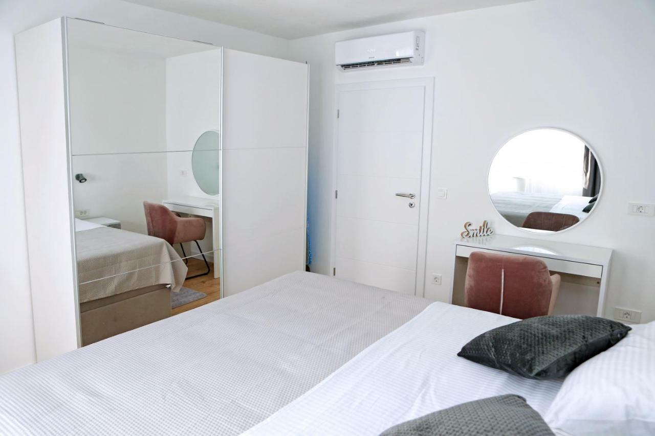 Apartment Villa Grga Zadar Bagian luar foto